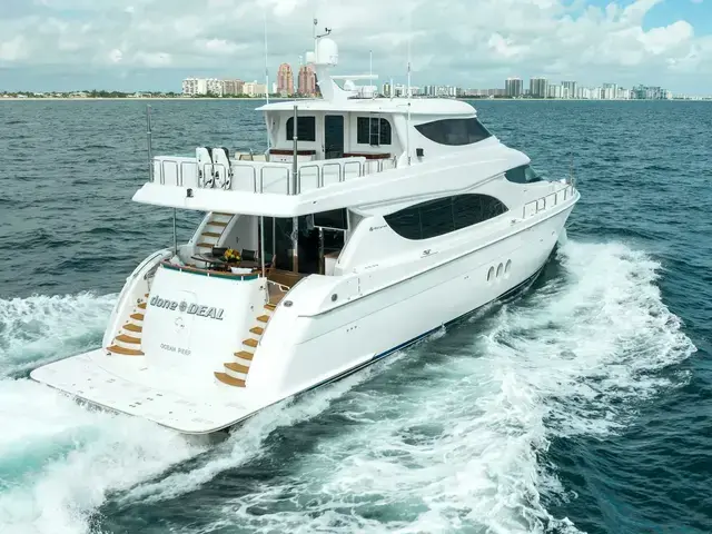 Hatteras 80 Motor Yacht