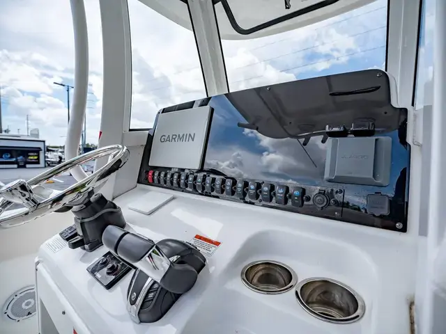 Sea Hunt Boats Gamefish 27 FS