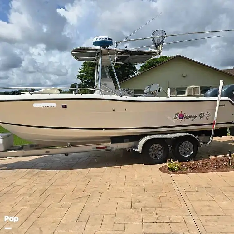 2001 Pursuit 2470 center console