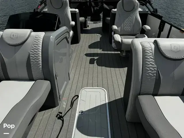 Godfrey Pontoon Monaco 235 SB