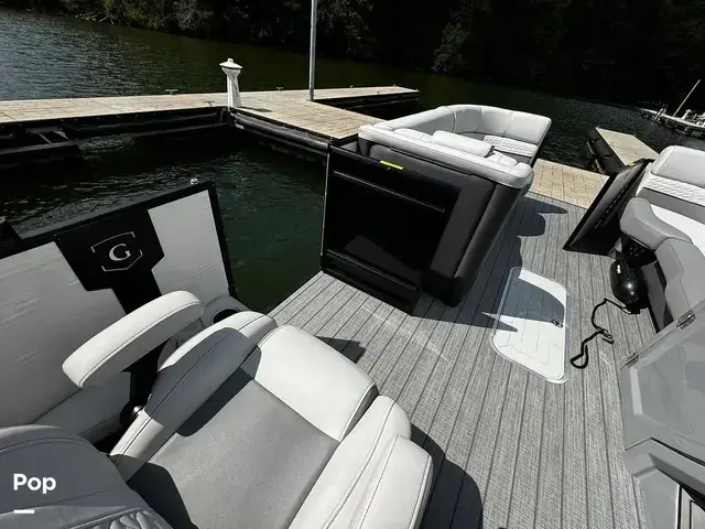 Godfrey Pontoon Monaco 235 SB