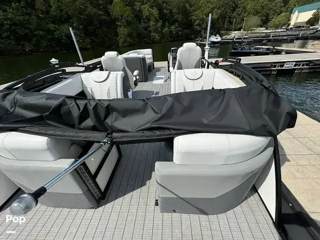 Godfrey Pontoon Monaco 235 SB