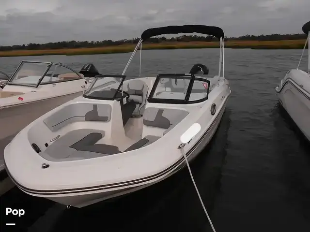 Bayliner Vr6