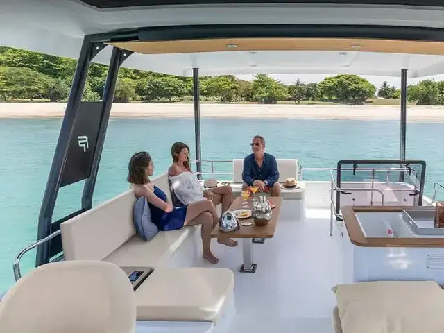 Fountaine Pajot MY 5