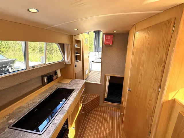 Viking Canal Boats 24 Cockpit Cruiser