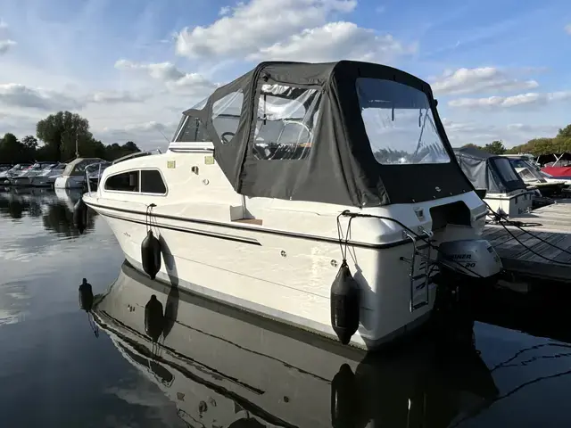 Viking Canal Boats 24 Cockpit Cruiser