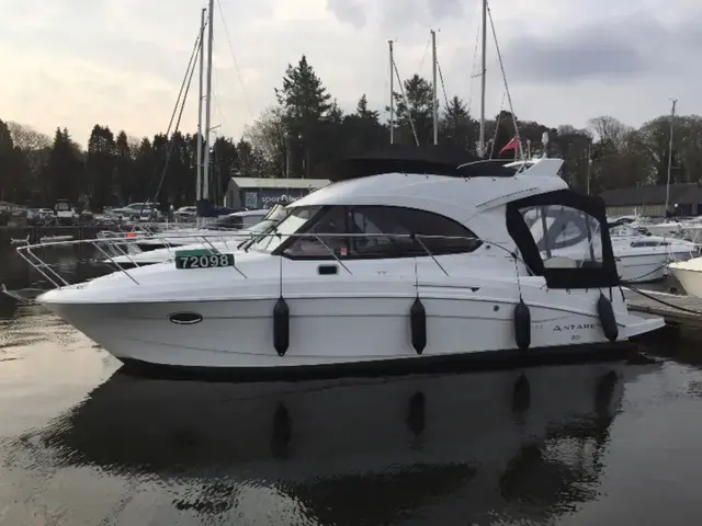 Beneteau Antares 30