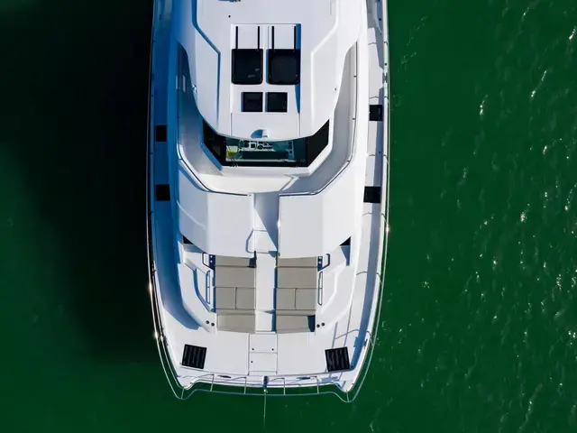 Aquila 54 Yacht