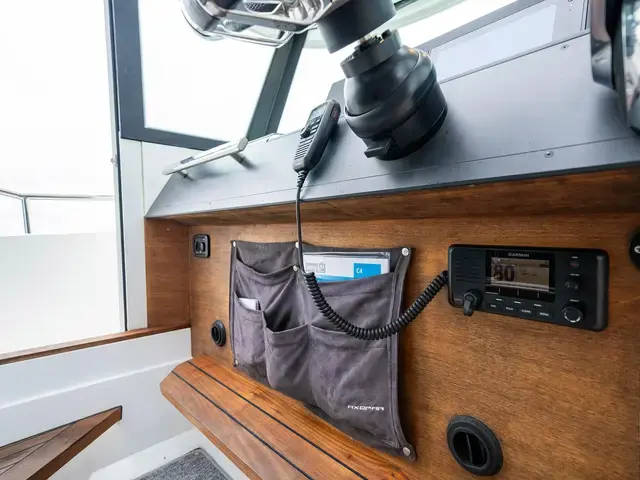 Axopar 28 Cabin