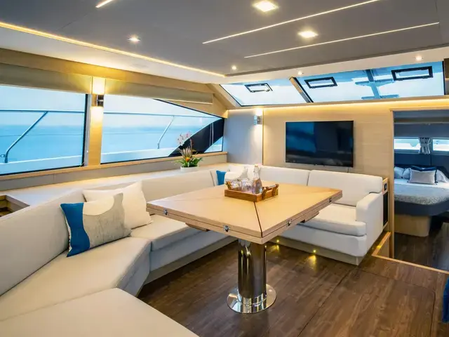 Aquila 54 Yacht