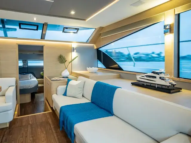 Aquila 54 Yacht