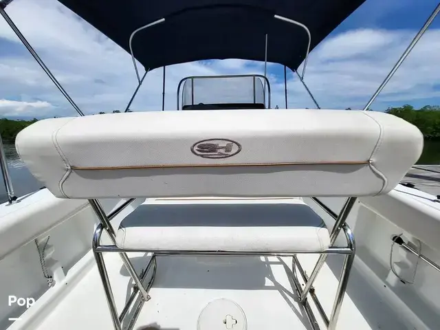 Sea Hunt Boats Ultra 211