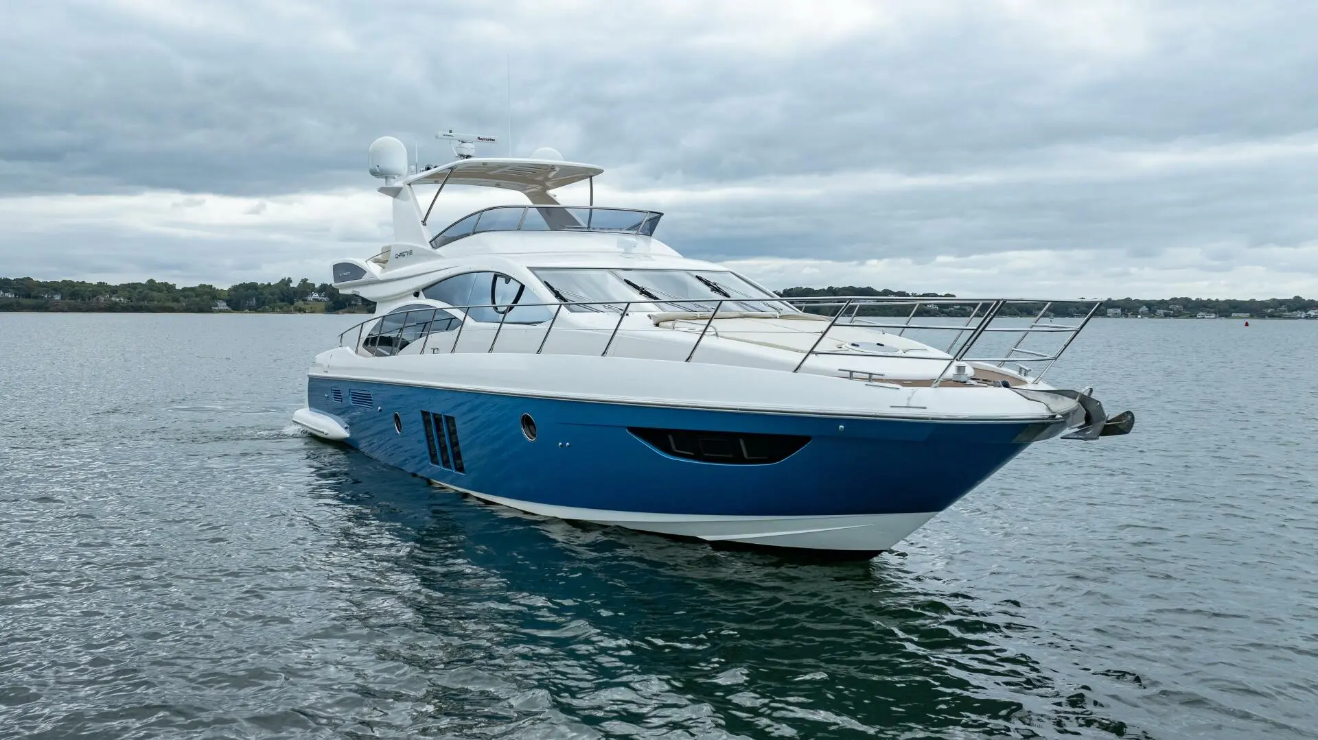 2011 Azimut 58 flybridge