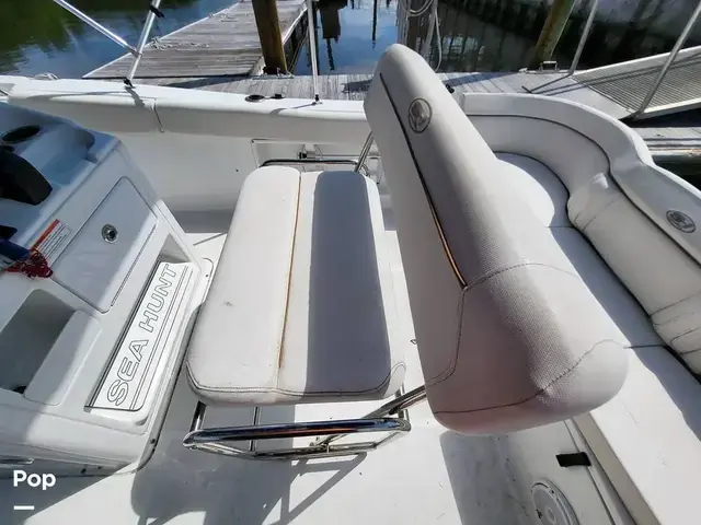 Sea Hunt Boats Ultra 211