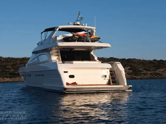 Ferretti Yachts 72