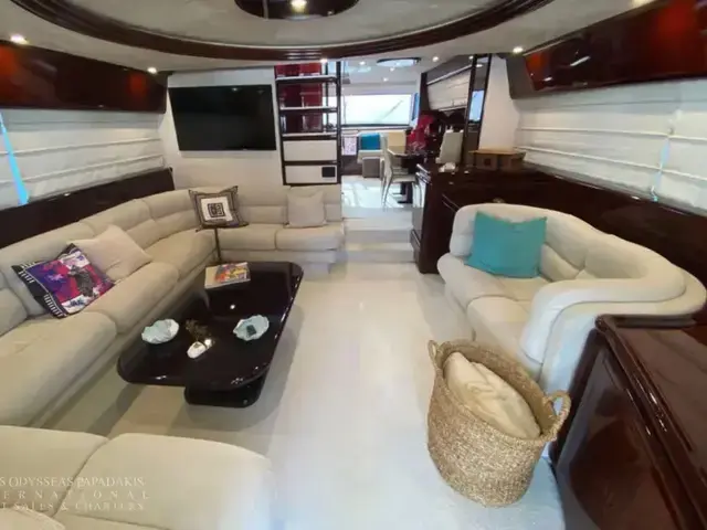 Ferretti Yachts 72