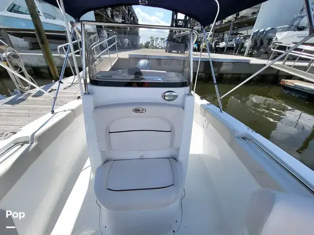 Sea Hunt Boats Ultra 211