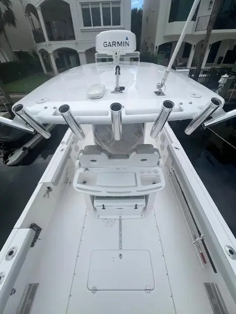 2019 Everglades Boats 295 cc