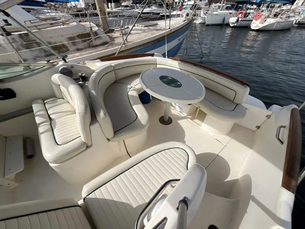 2000 Jeanneau leader 805