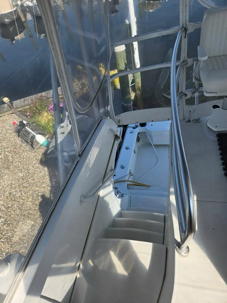 2002 Luhrs 34 convertible