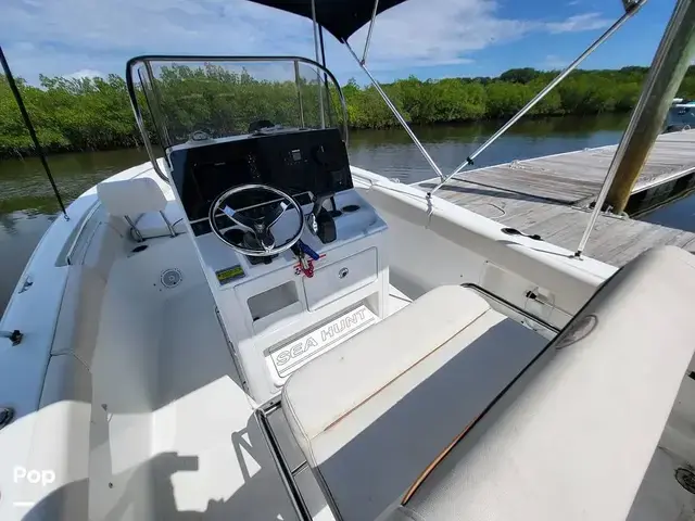 Sea Hunt Boats Ultra 211