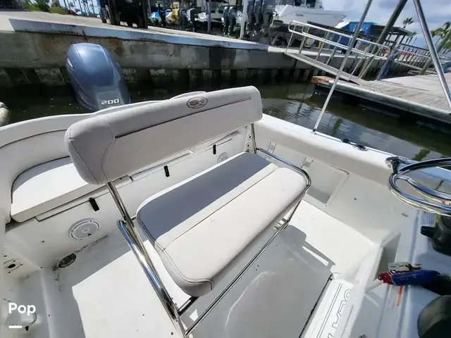 Sea Hunt Boats Ultra 211