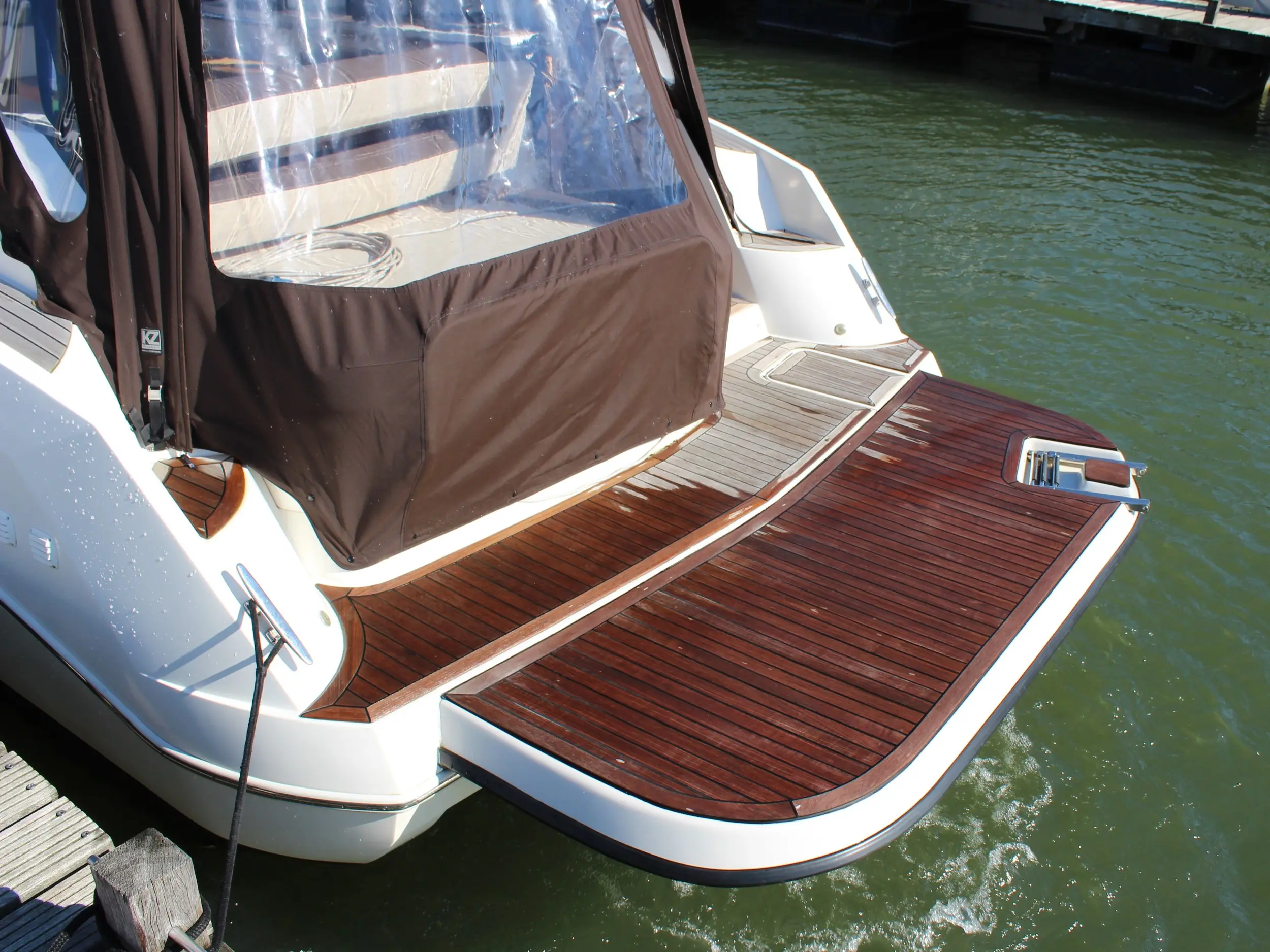 2012 Galeon hts 325