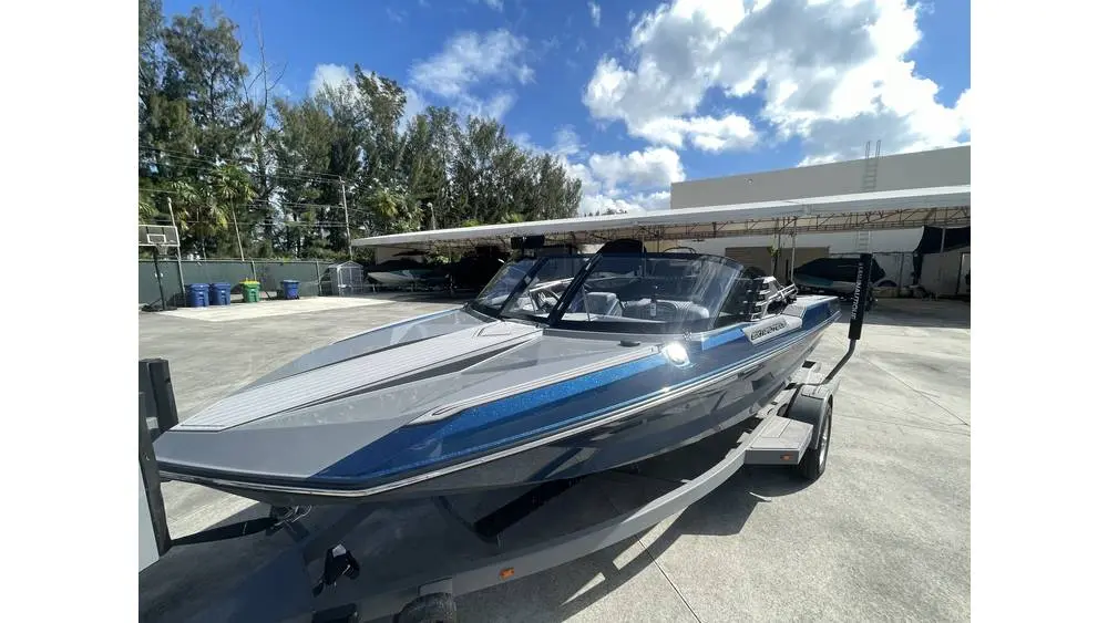 2023 Nautique ski