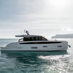 2025 Azimut SeaDeck 6