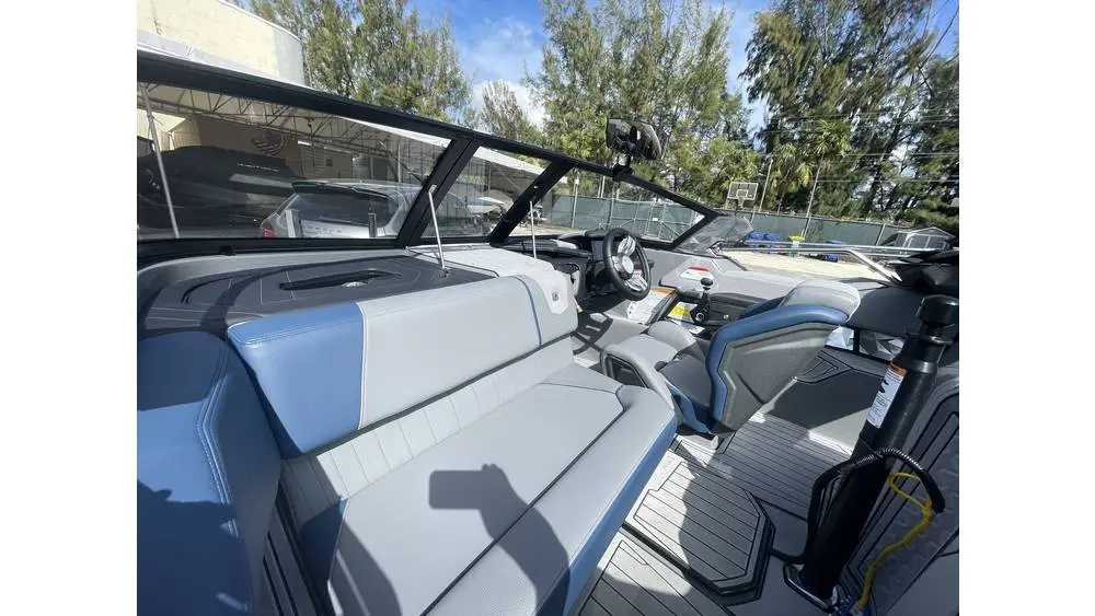 2023 Nautique ski