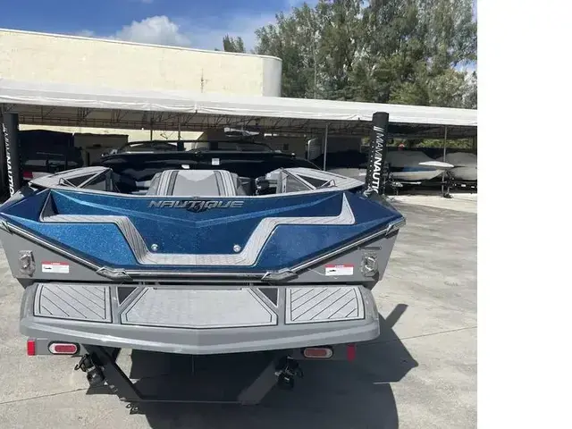 Nautique Ski