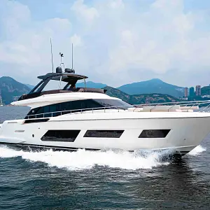 2019 Ferretti Yachts 670