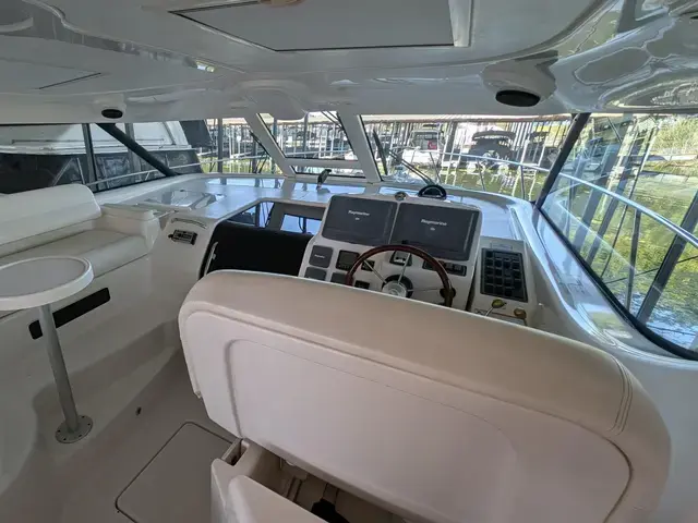 Tiara Yachts 4300 Sovran