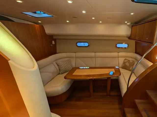 Tiara Yachts 4300 Sovran