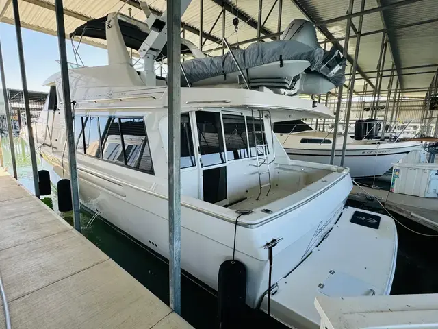 Bayliner 4788 Pilothouse