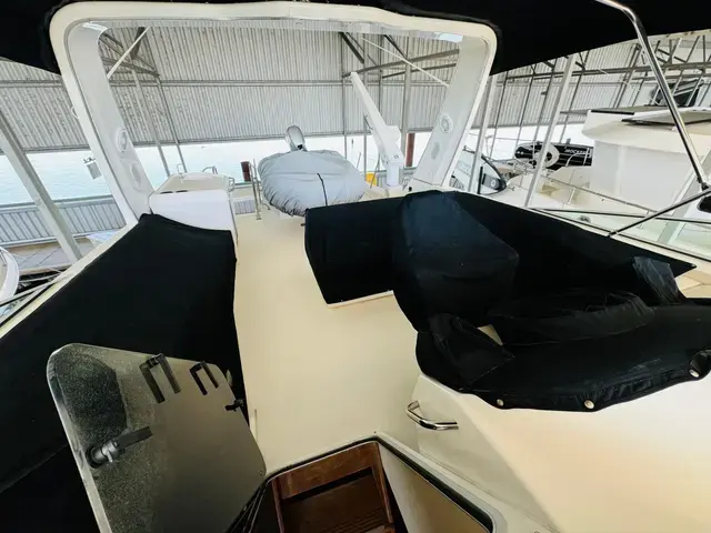 Bayliner 4788 Pilothouse