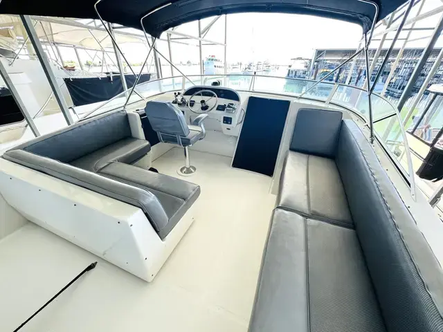 Bayliner 4788 Pilothouse