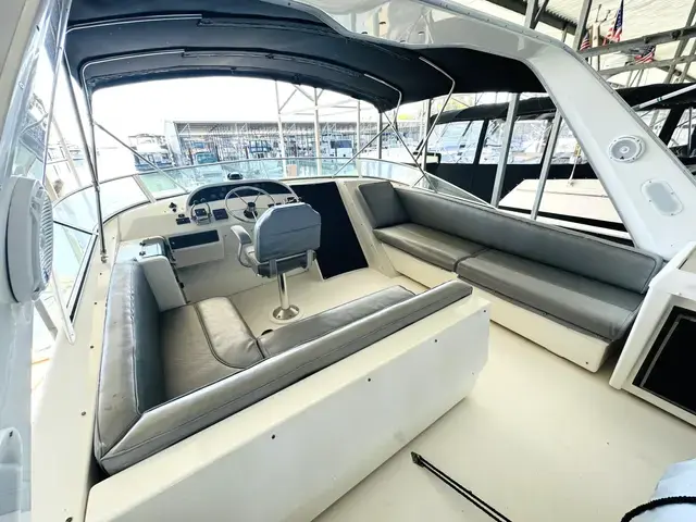 Bayliner 4788 Pilothouse