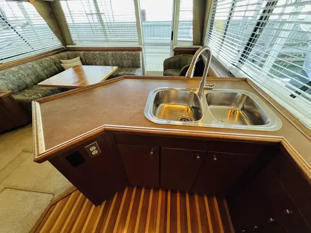 Bayliner 4788 Pilothouse