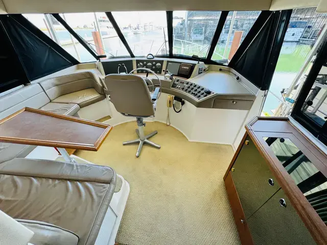 Bayliner 4788 Pilothouse