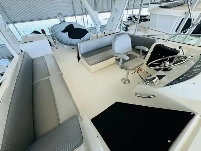 Bayliner 4788 Pilothouse