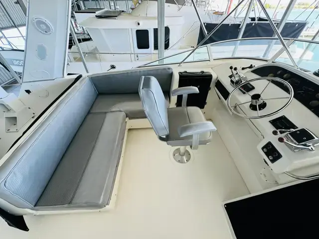 Bayliner 4788 Pilothouse