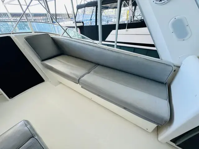 Bayliner 4788 Pilothouse