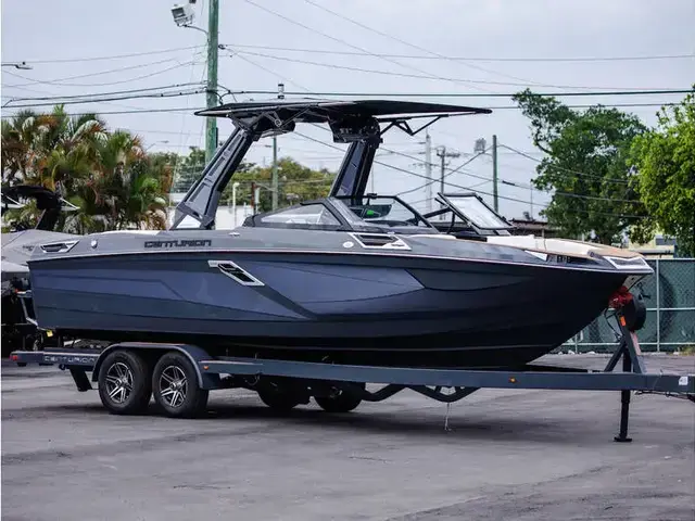 Centurion Boats Ri245