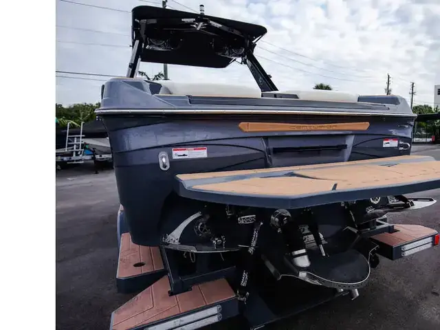 Centurion Boats Ri245