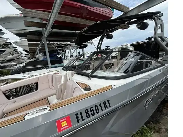 Nautique G25 Coastal