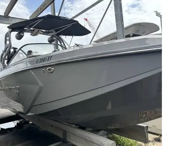 Nautique G25 Coastal