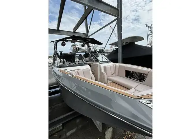 Nautique G25 Coastal