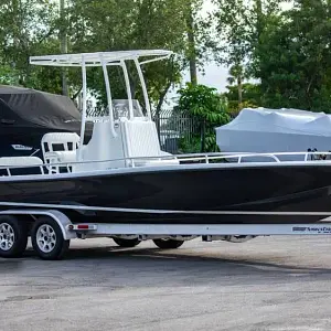 2013 Yellowfin 24 Bay