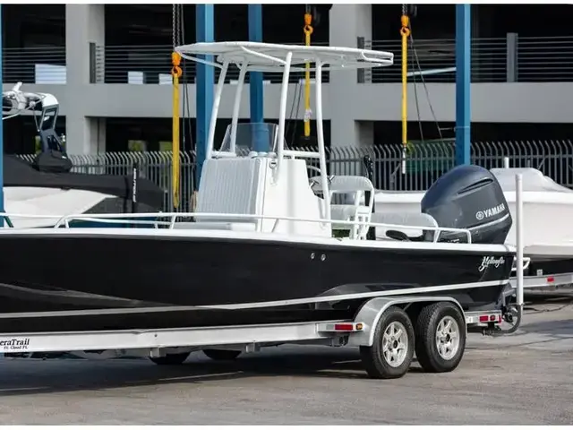 Yellowfin 24 Bay